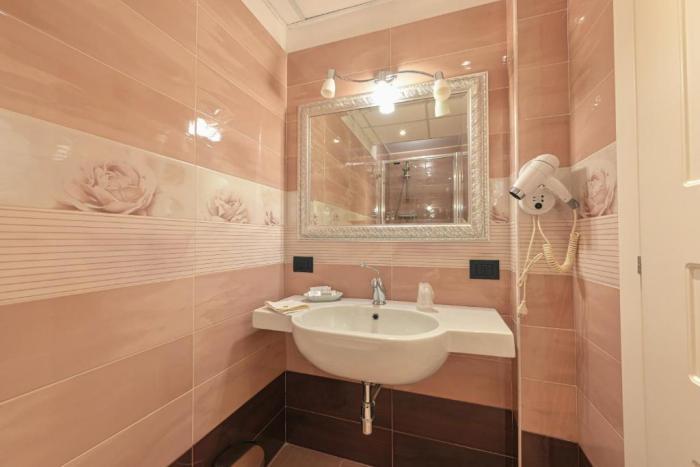 Hotel Mastrodattia Celano Oda fotoğraf