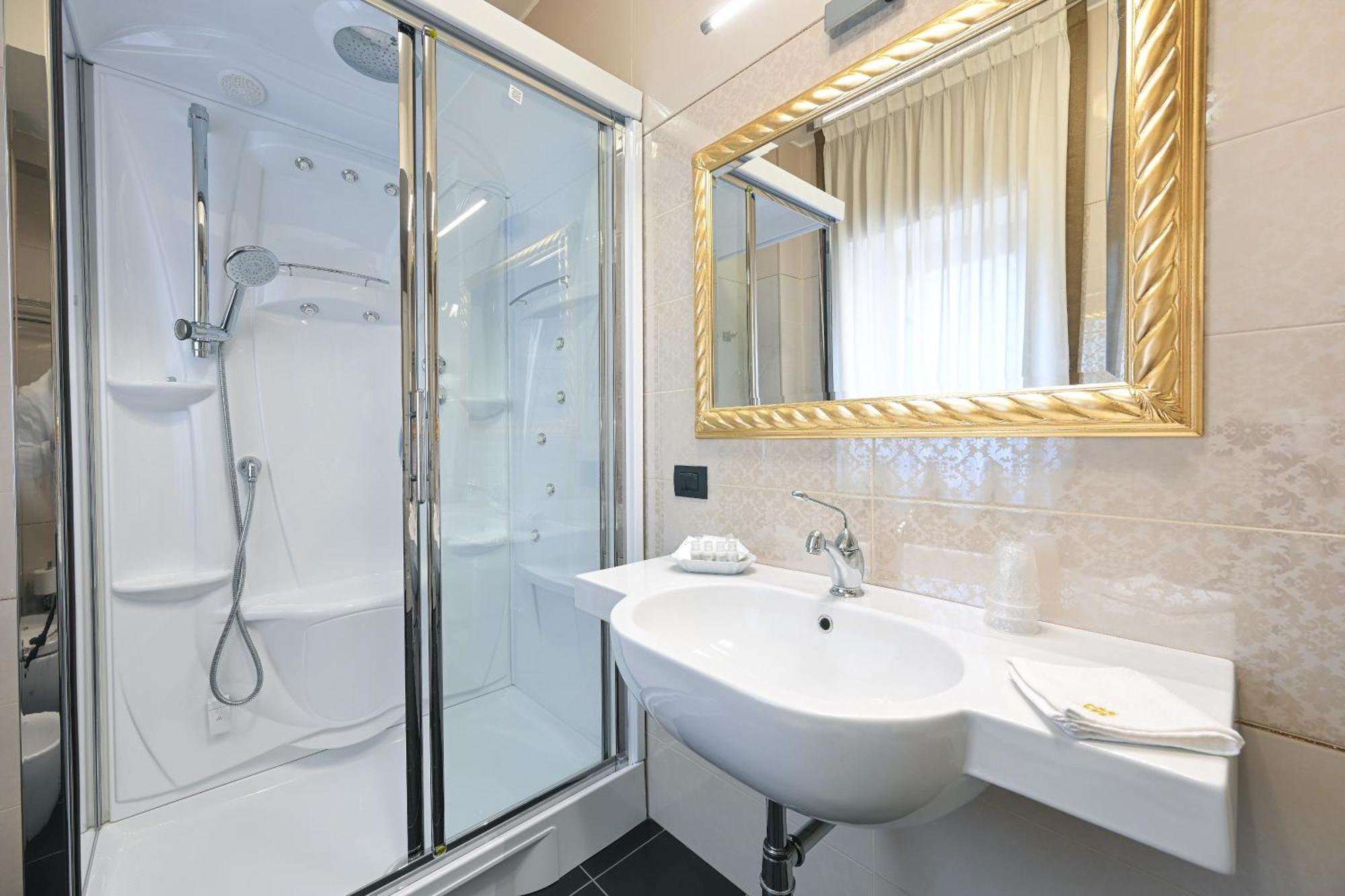 Hotel Mastrodattia Celano Dış mekan fotoğraf