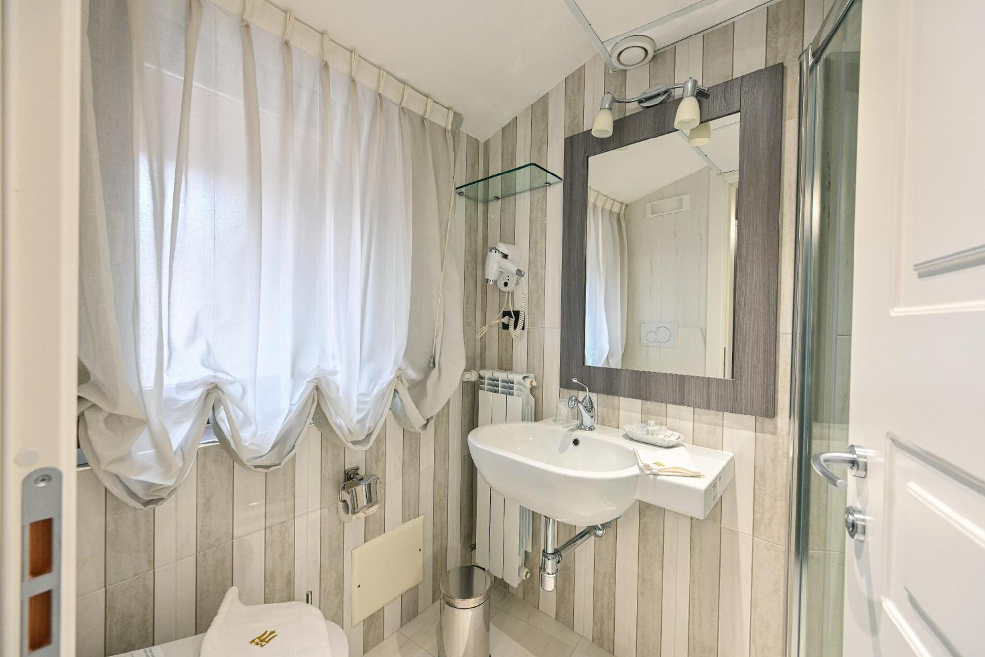 Hotel Mastrodattia Celano Dış mekan fotoğraf